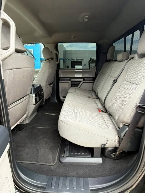 2015 Ford Super Duty F-250 SRW Lariat