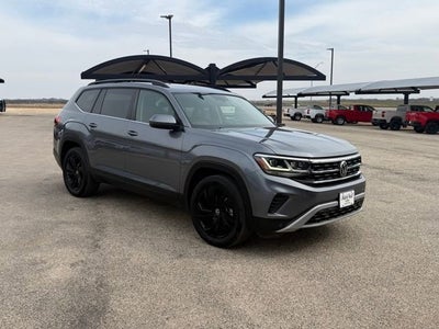 2022 Volkswagen Atlas 3.6L V6 SE w/Technology