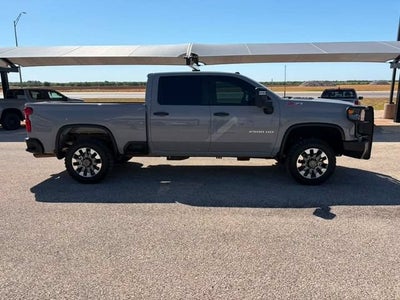2024 Chevrolet Silverado 2500 HD Custom