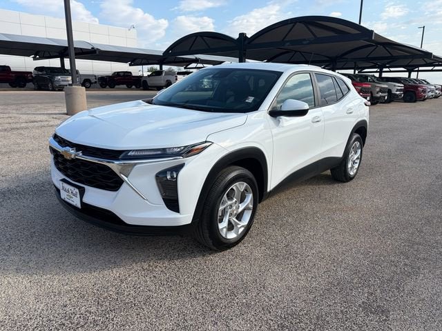 2025 Chevrolet Trax LS